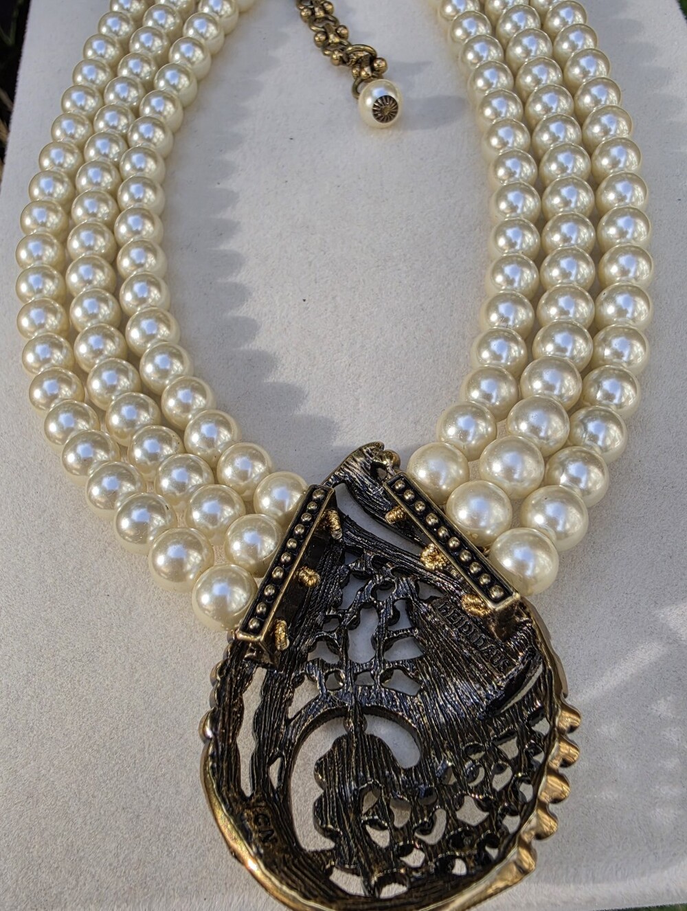 Elegant Ivory Pearl Multi-Strand Necklace with Crystal Pave Pendant - Picture 3 of 11